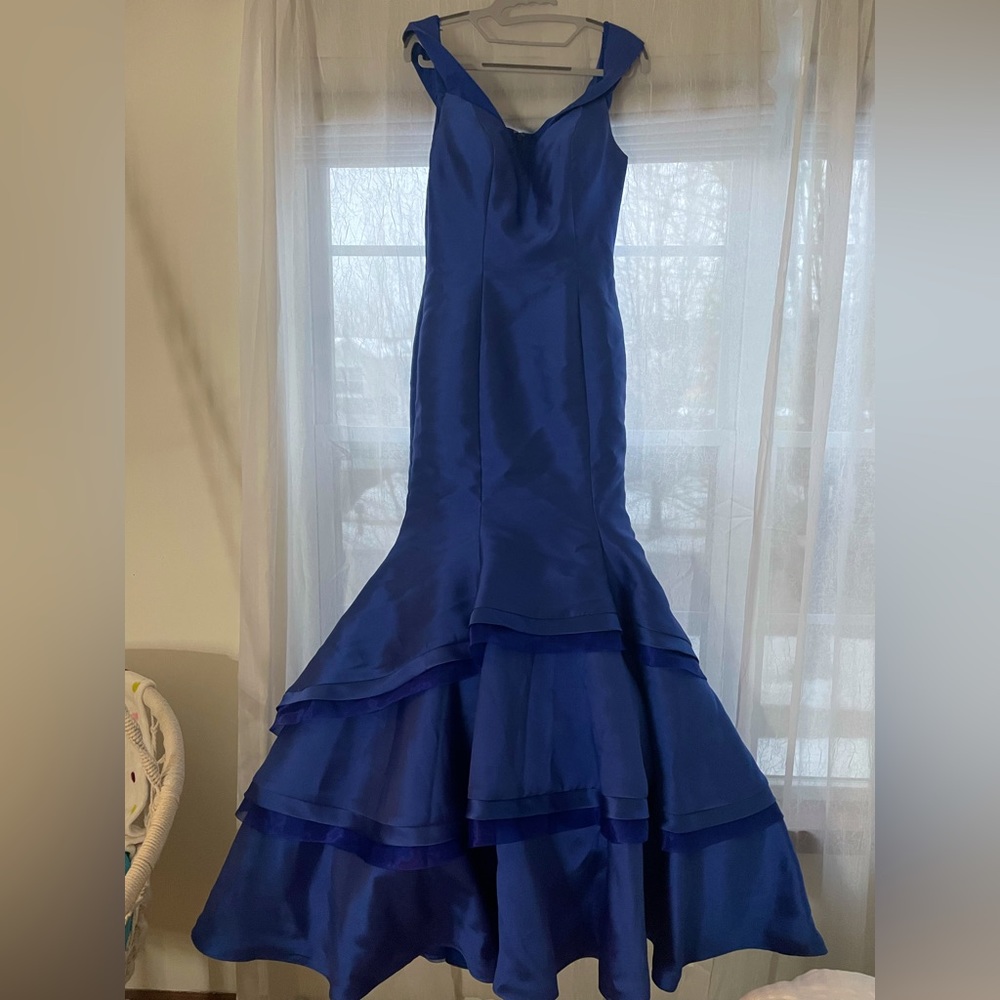 Regal Royal Blue Off-the-Shoulder Gown with Mermaid Silhouette & Train main image 0
